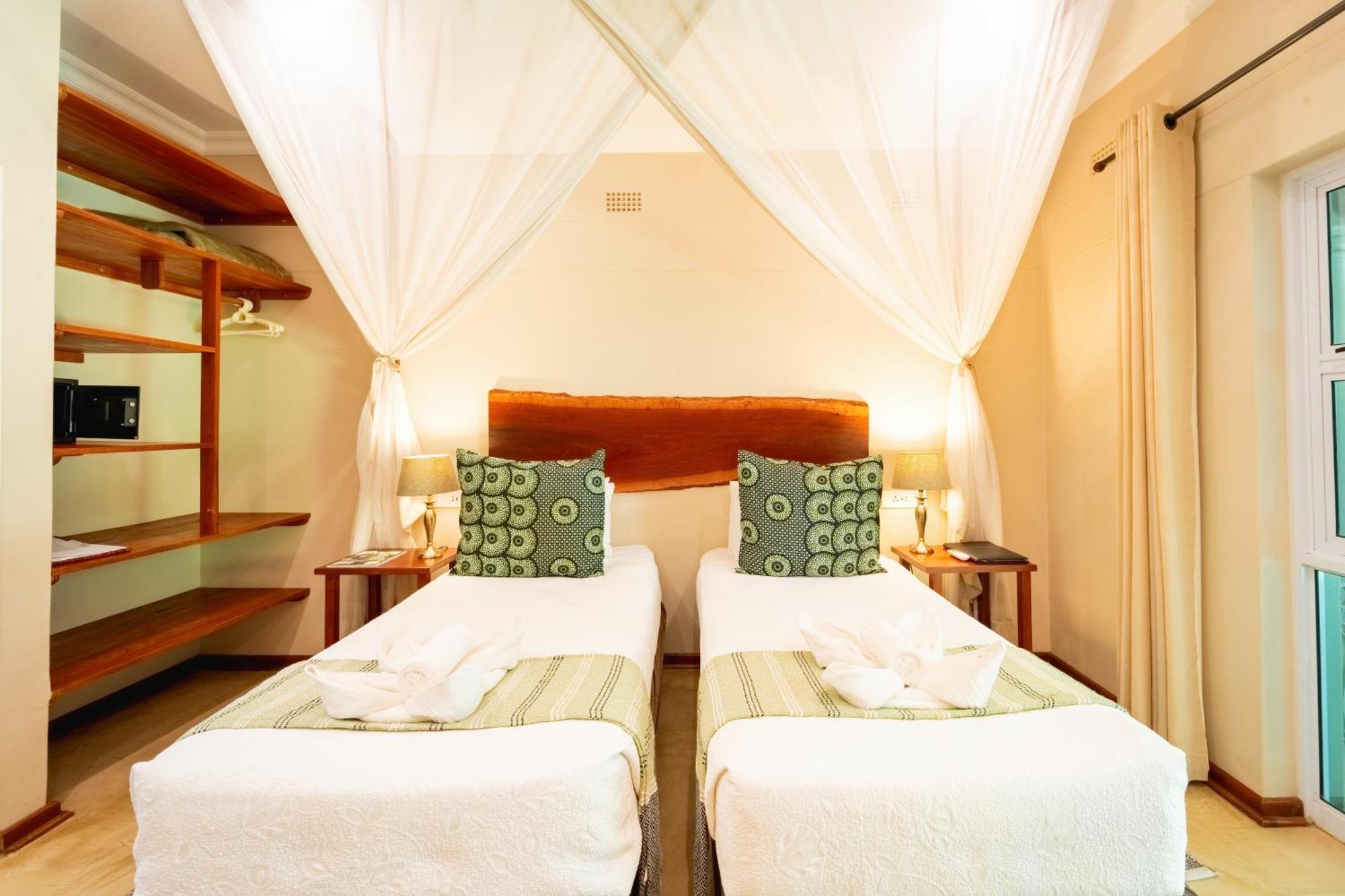 Bayete Guest Lodge Victoria Falls Ngoại thất bức ảnh