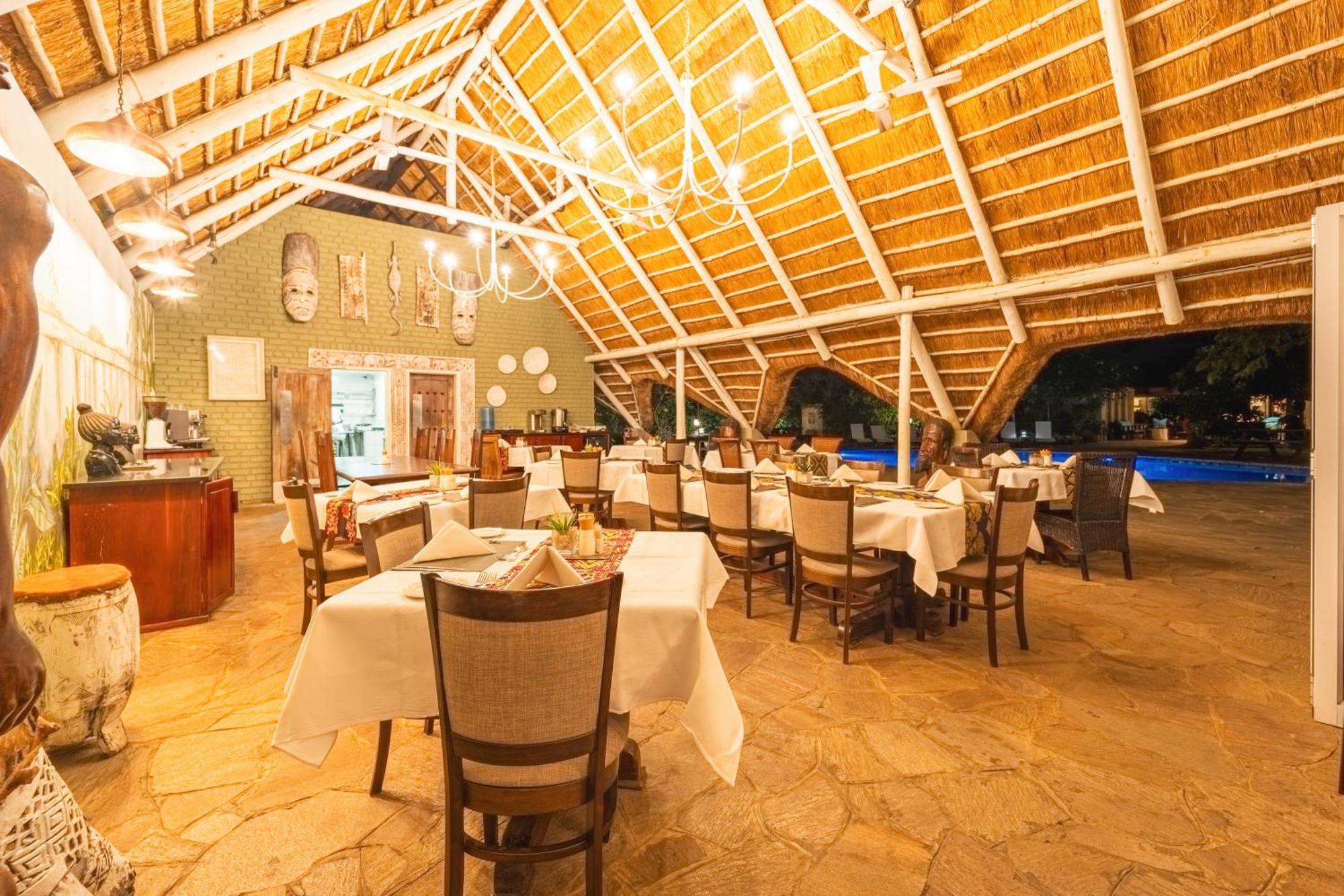 Bayete Guest Lodge Victoria Falls Ngoại thất bức ảnh