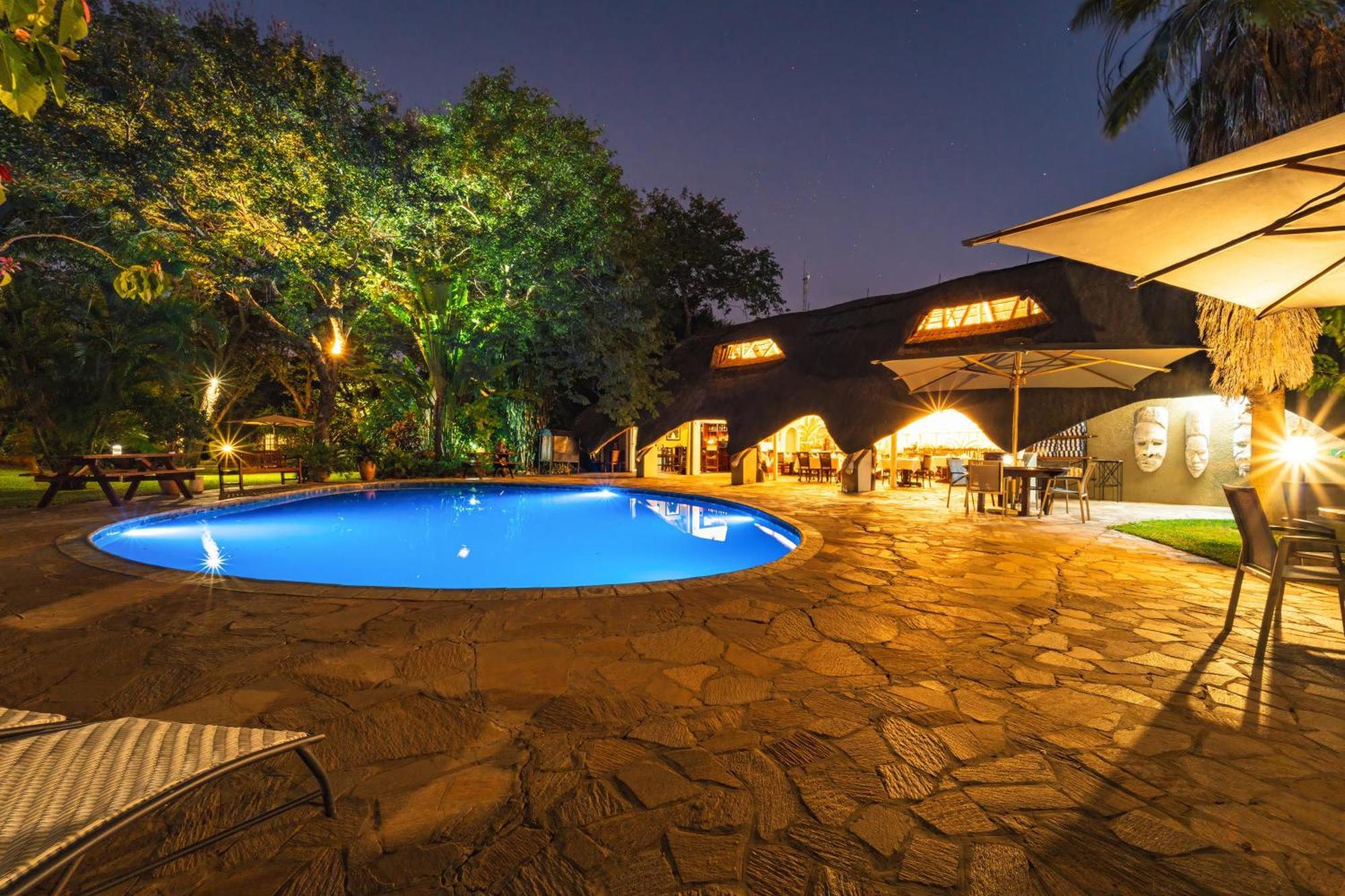 Bayete Guest Lodge Victoria Falls Ngoại thất bức ảnh