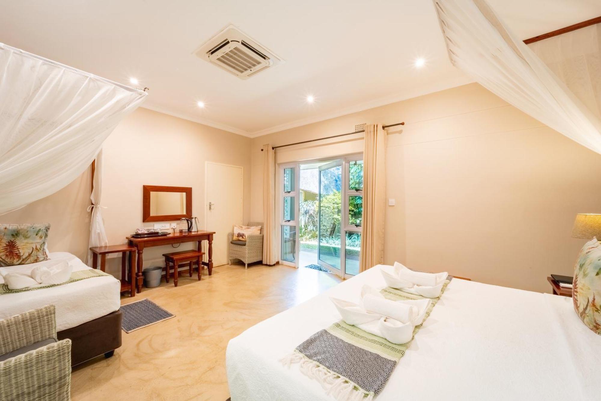 Bayete Guest Lodge Victoria Falls Ngoại thất bức ảnh