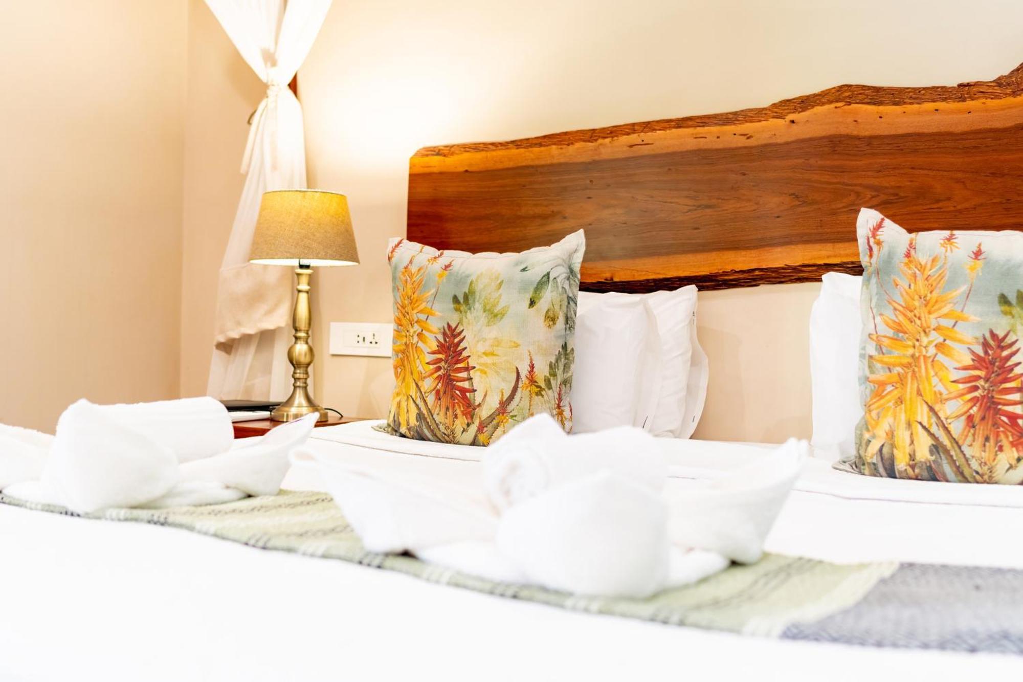 Bayete Guest Lodge Victoria Falls Ngoại thất bức ảnh