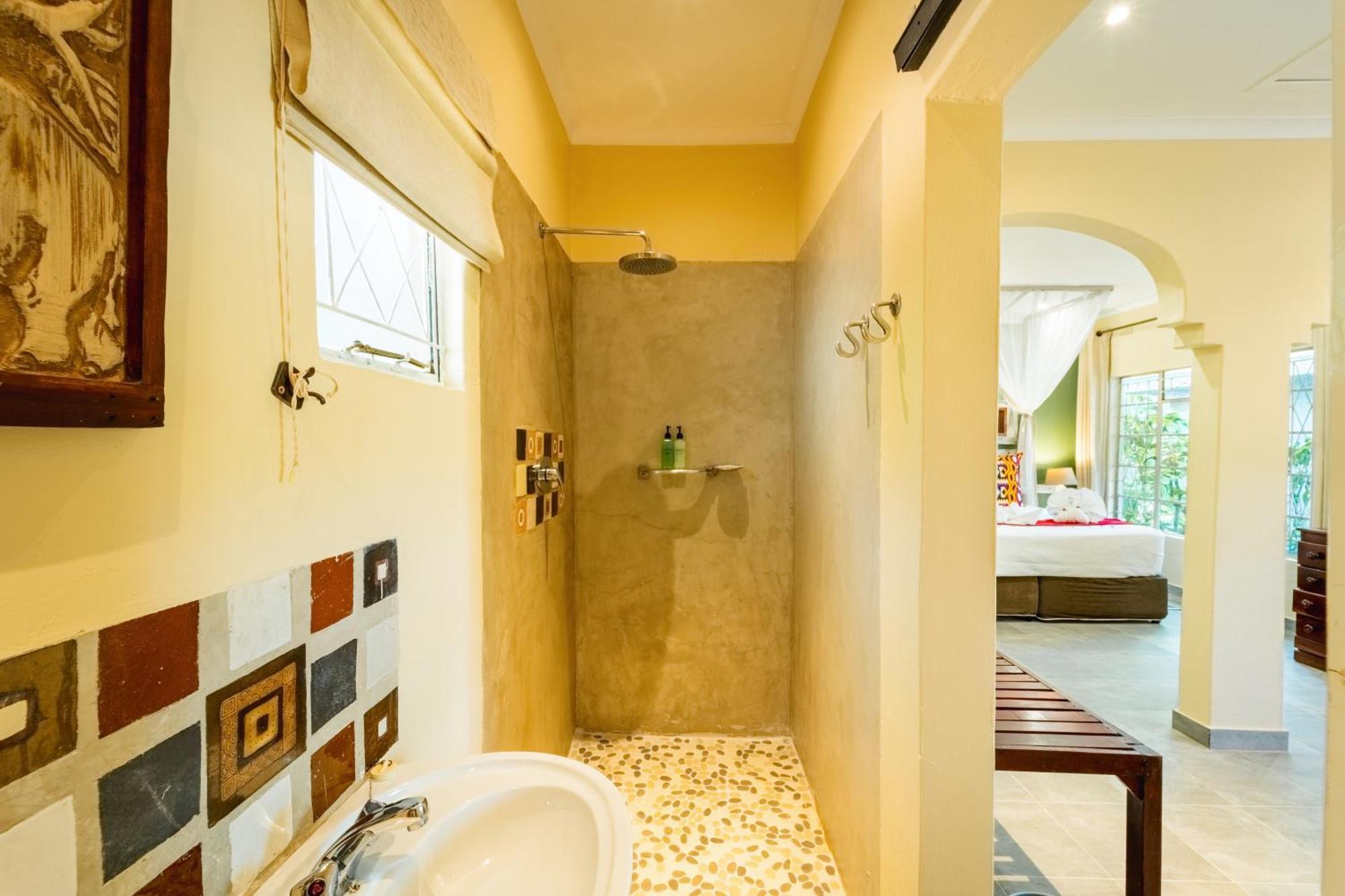 Bayete Guest Lodge Victoria Falls Ngoại thất bức ảnh